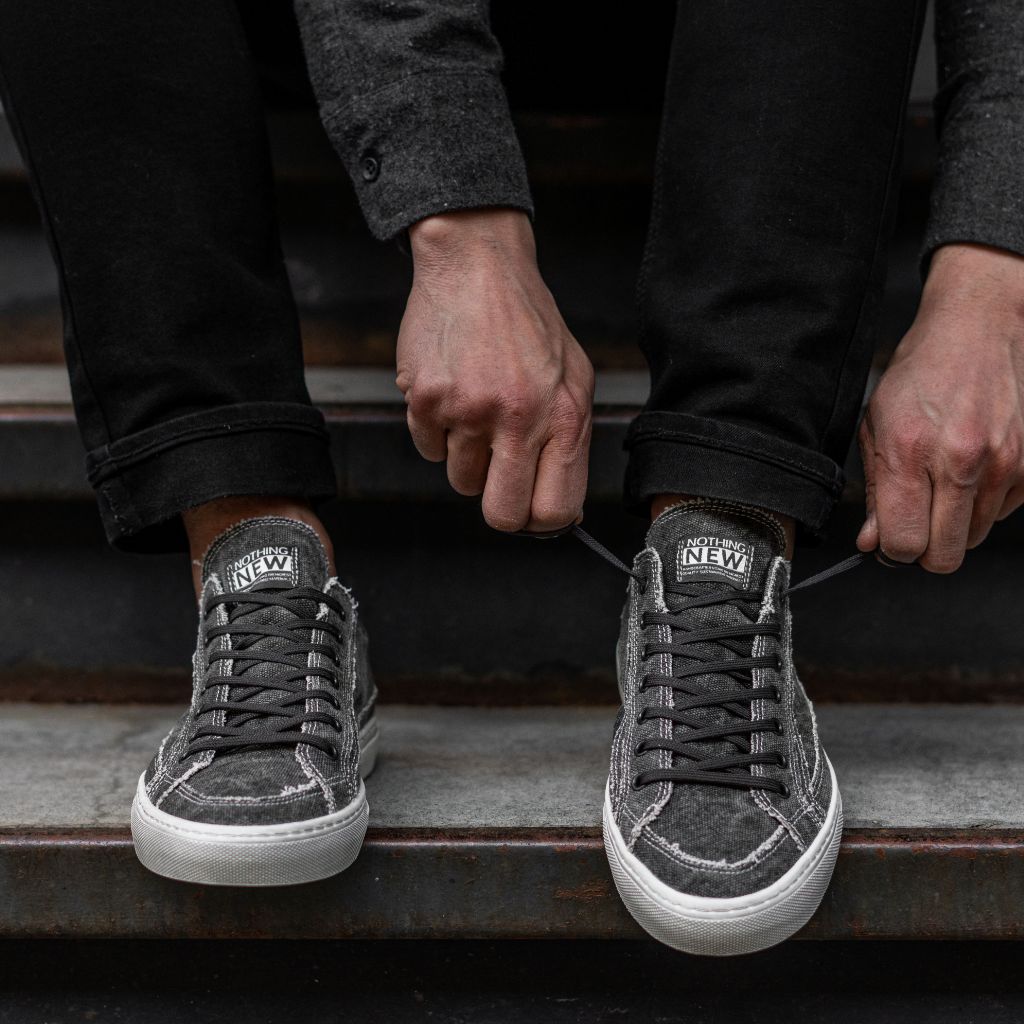 | Black