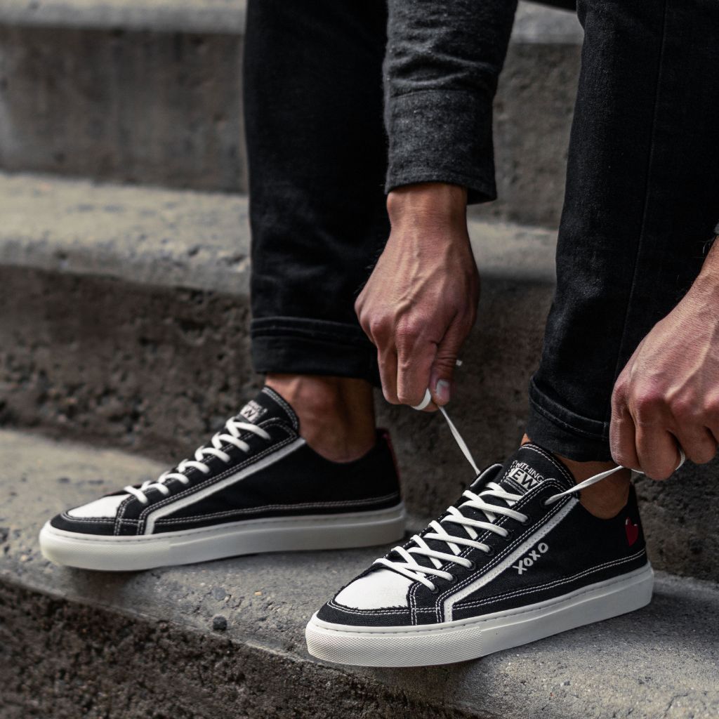 sneakers  black
