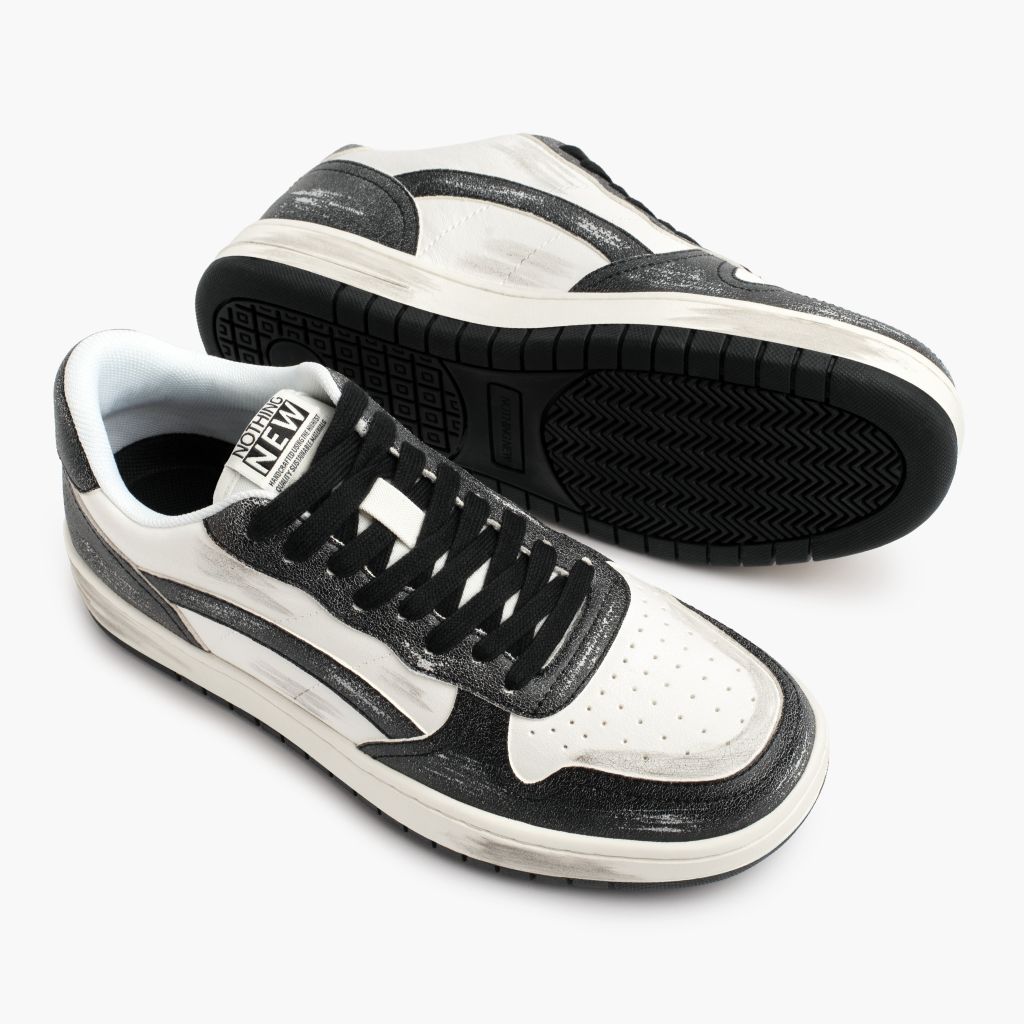 Cross Court | Black x White