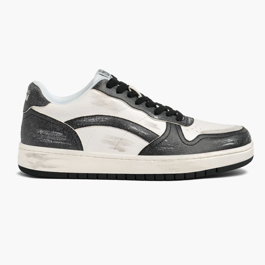 Cross Court | Black x White