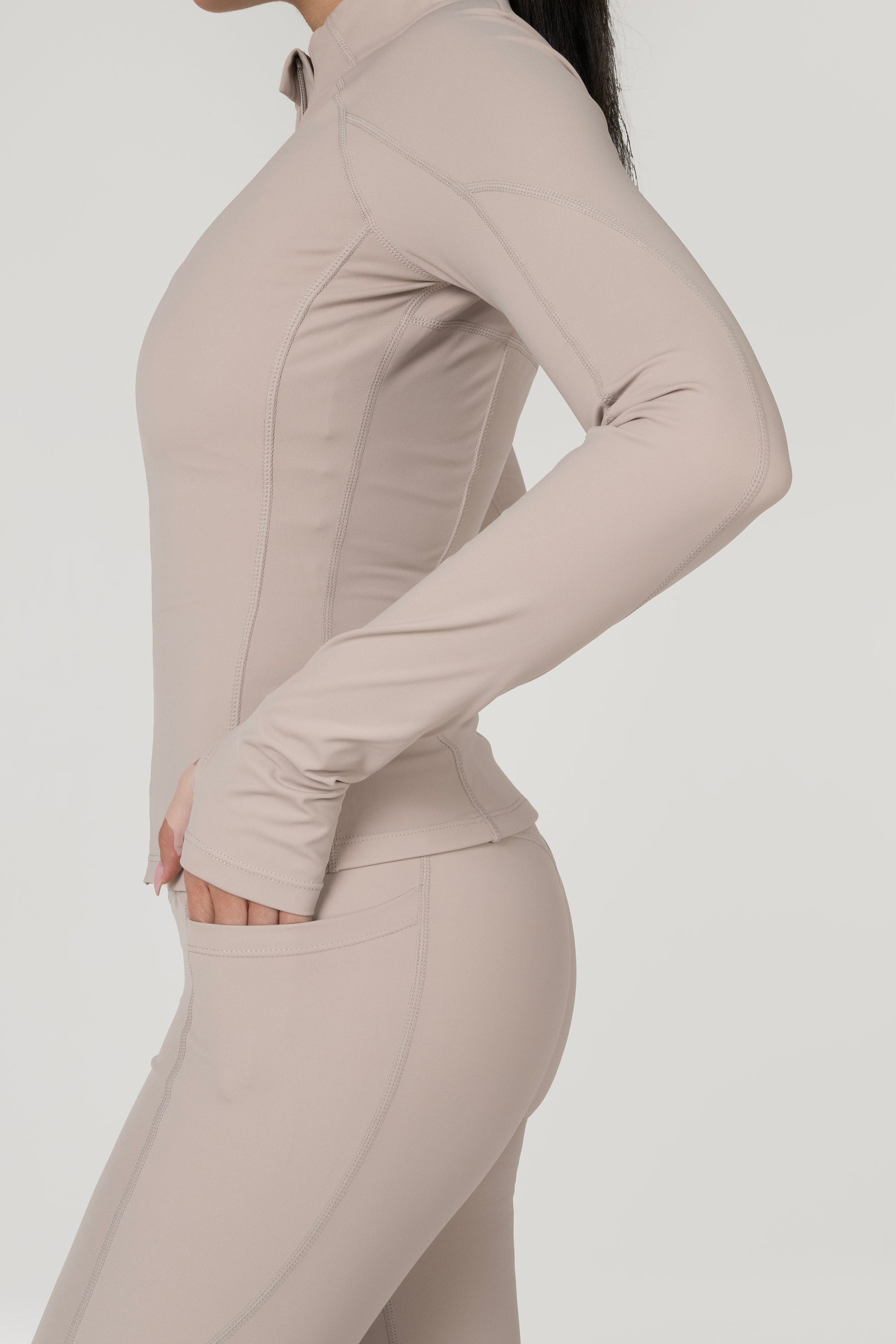 The Contour Zip